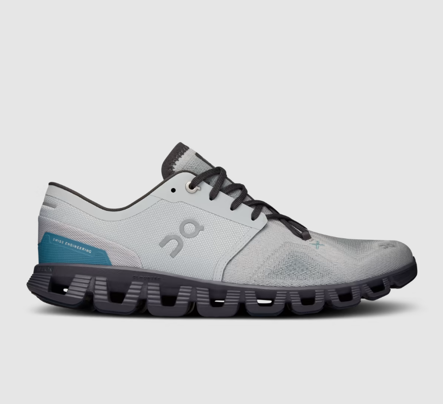 On Cloud Shoes Canada Women's Cloud X 3-Glacier | Iron