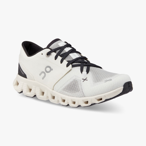 On Cloud Shoes Canada Women's Cloud X 3-White | Black - Click Image to Close