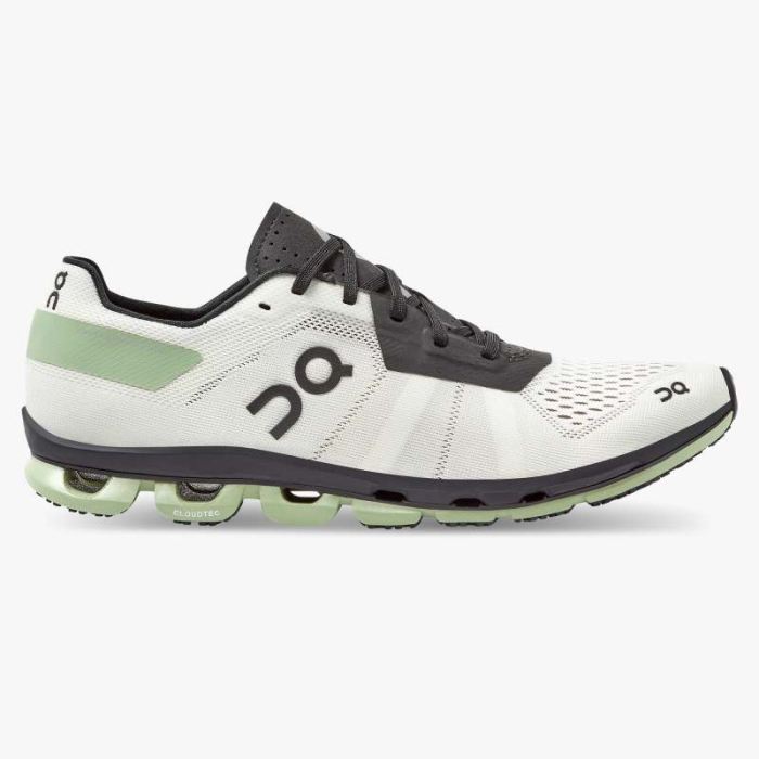 On Cloud Shoes Canada Women's Cloudflash-White | Black